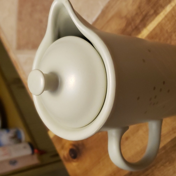 Thomas Obrien Tea Pot Snow Leaf - Picture 2 of 6